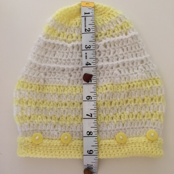 Crochet Beanie / hat /tam with buttons - Picture 4 of 5